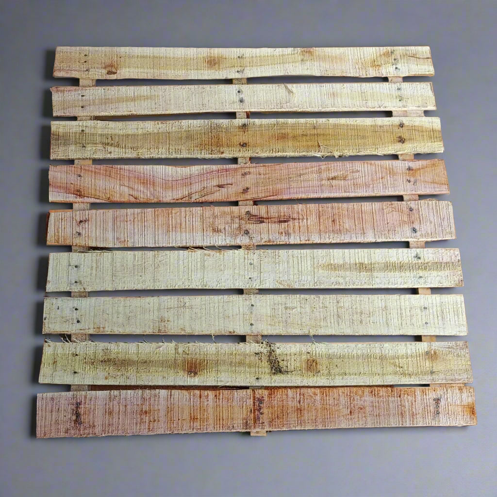 Wooden pallets 110x110cm